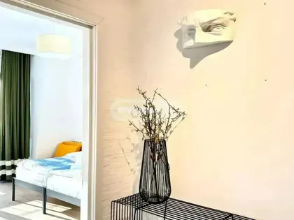 Квартира, 3-комн., 115 м²