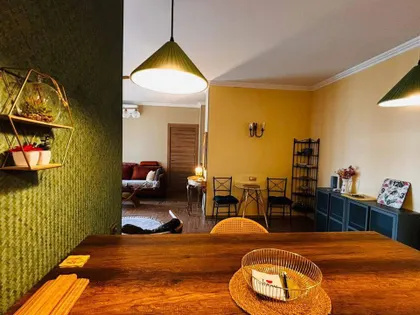 Квартира, 3-комн., 84 м²