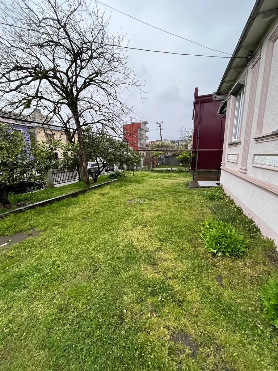 House, 5-room, 120 m²