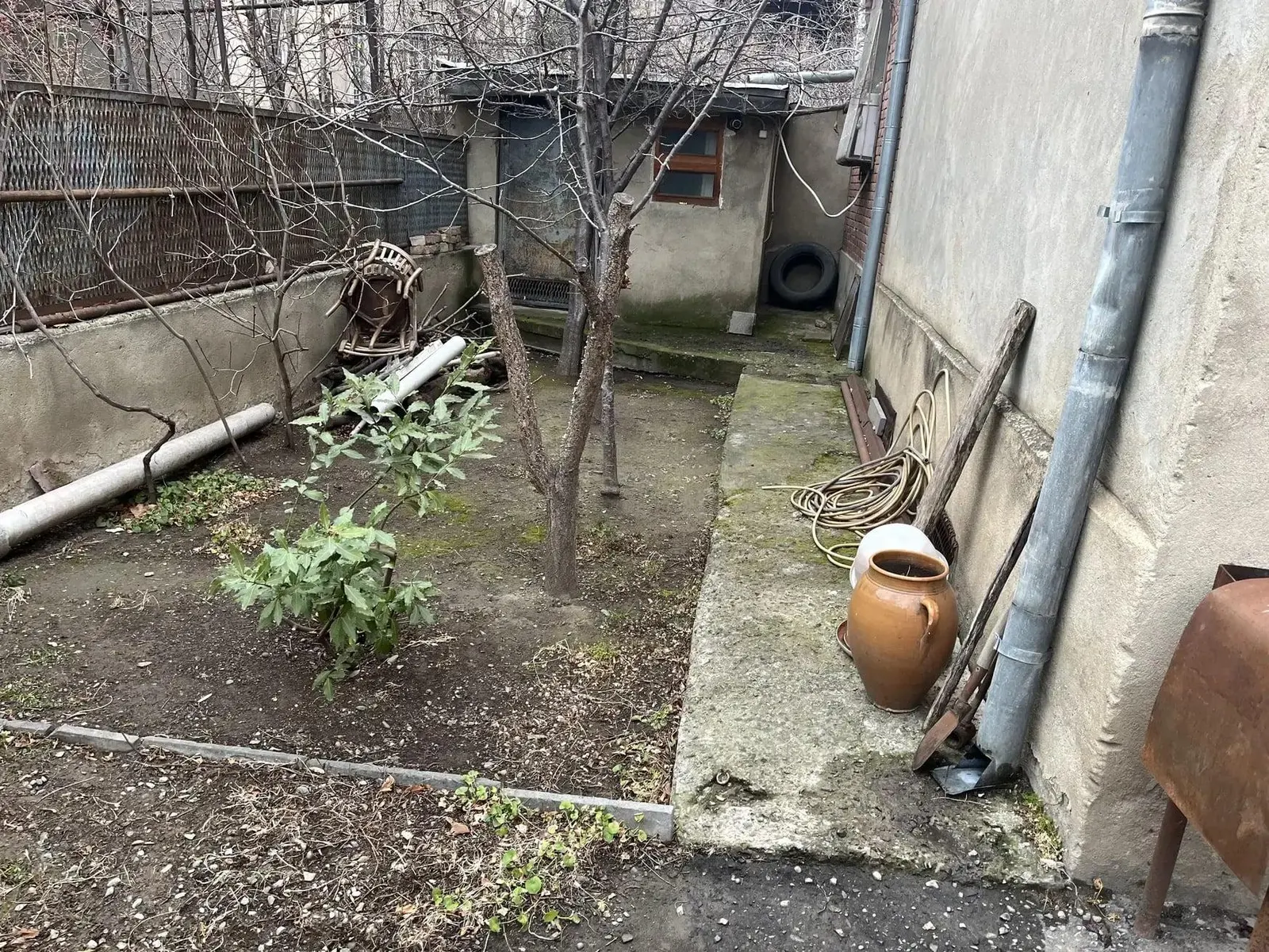 Дом, 10-комн., 310 м²