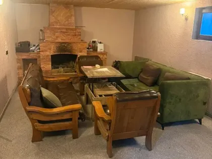 Дом, 7-комн., 310 м²
