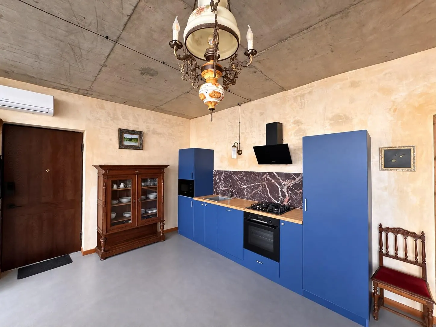 Apartment, 3-room, 97 m², Iakob Gogebashvili St, 30, 32-34