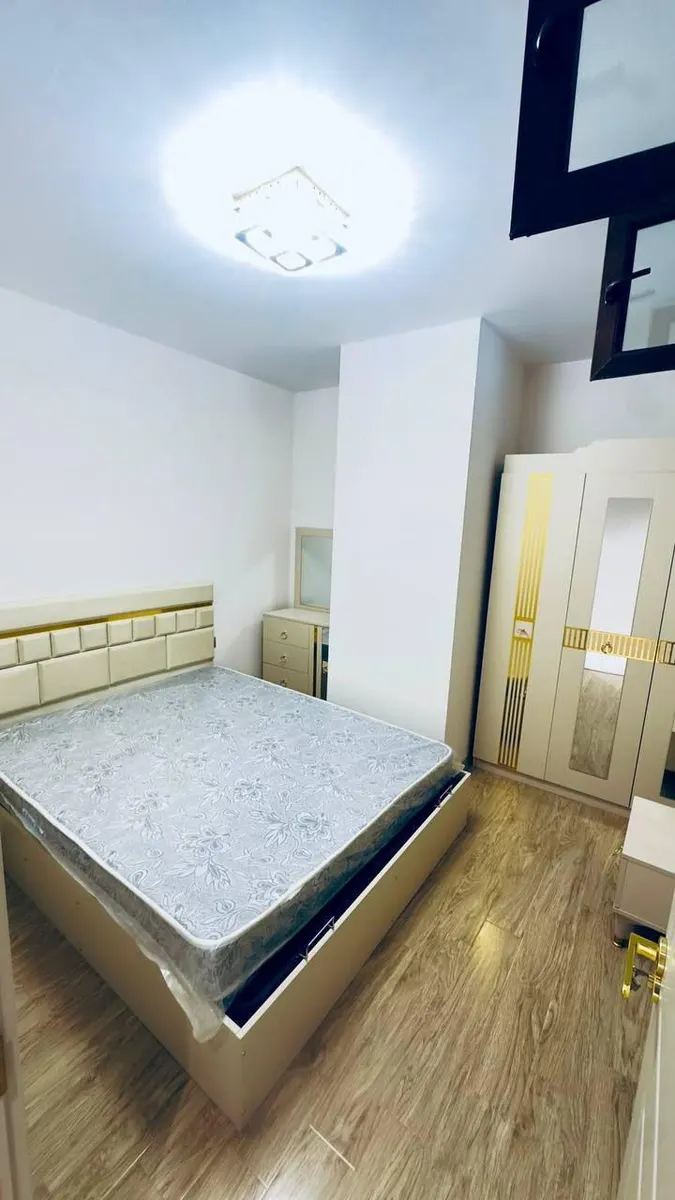 Квартира, 3-комн., 69 м², Nev Tower
