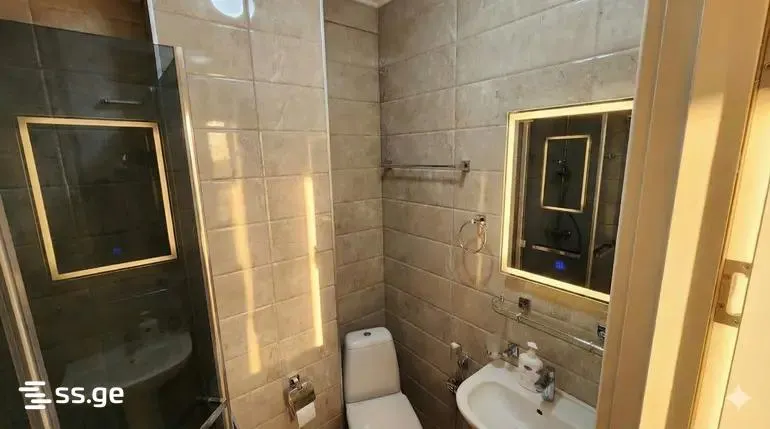 Apartment, 5-room, 155 m²