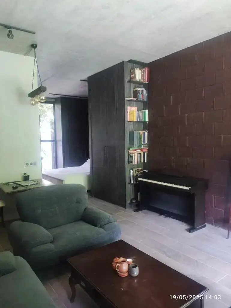 Дом, 5-комн., 245 м²