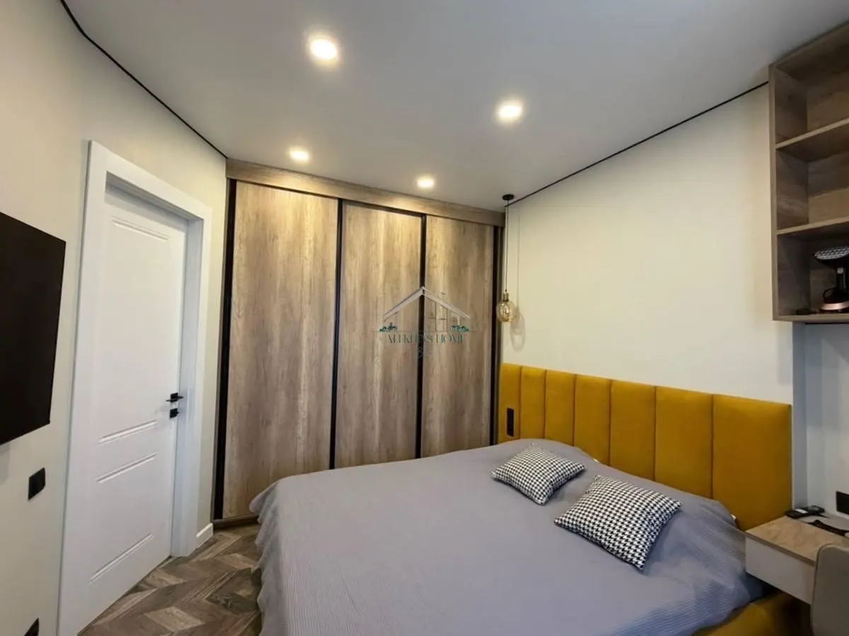 Квартира, 2-комн., 43 м²
