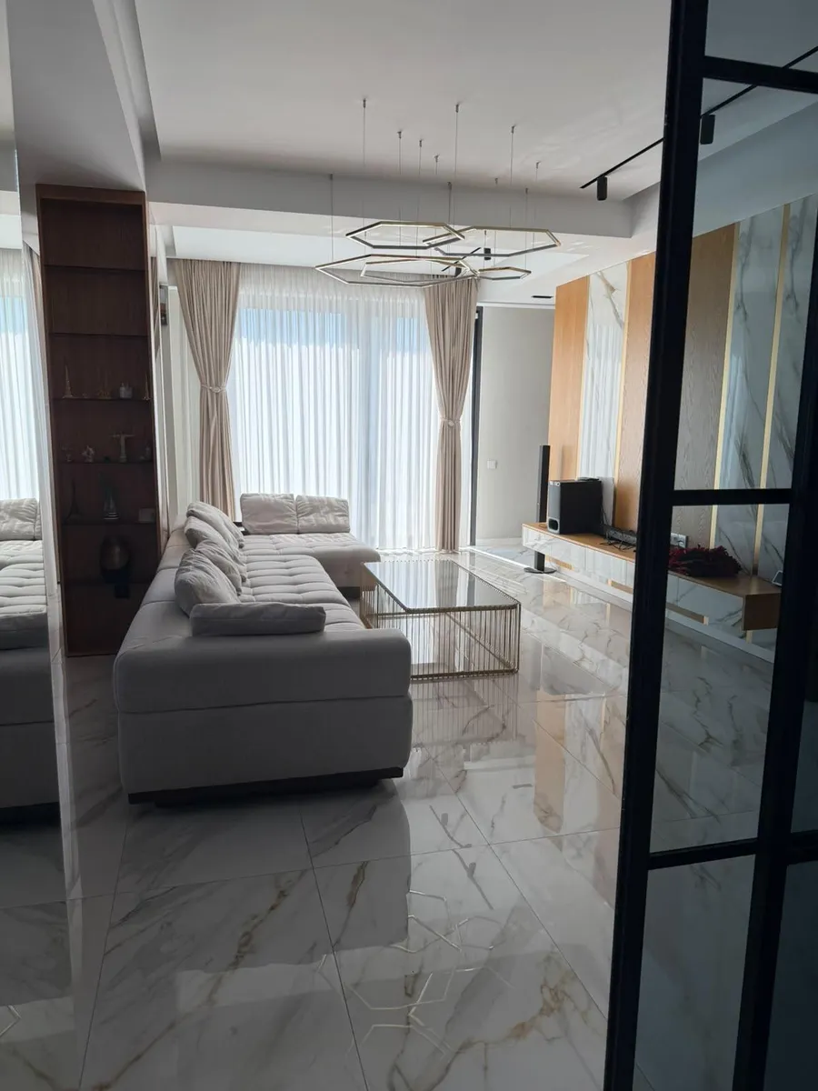 Квартира, 5-комн., 488 м²