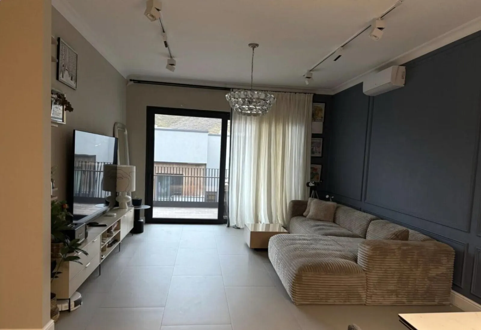 Apartment, 4-room, 131.2 m²