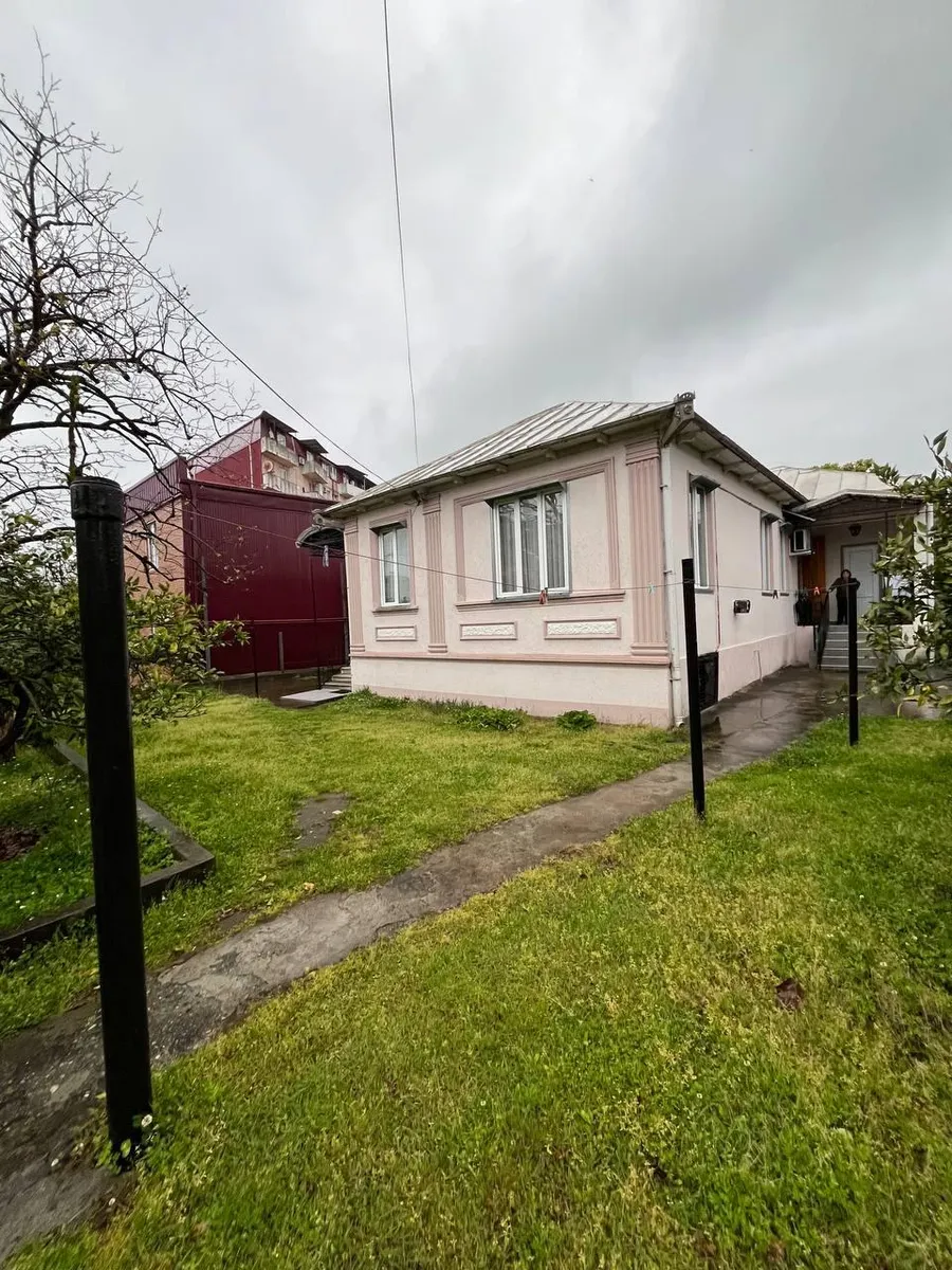 House, 5-room, 120 m²