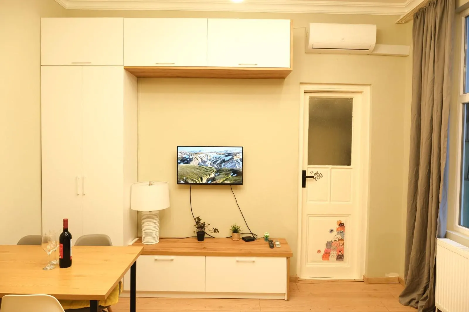 House, 3-room, 100 m²