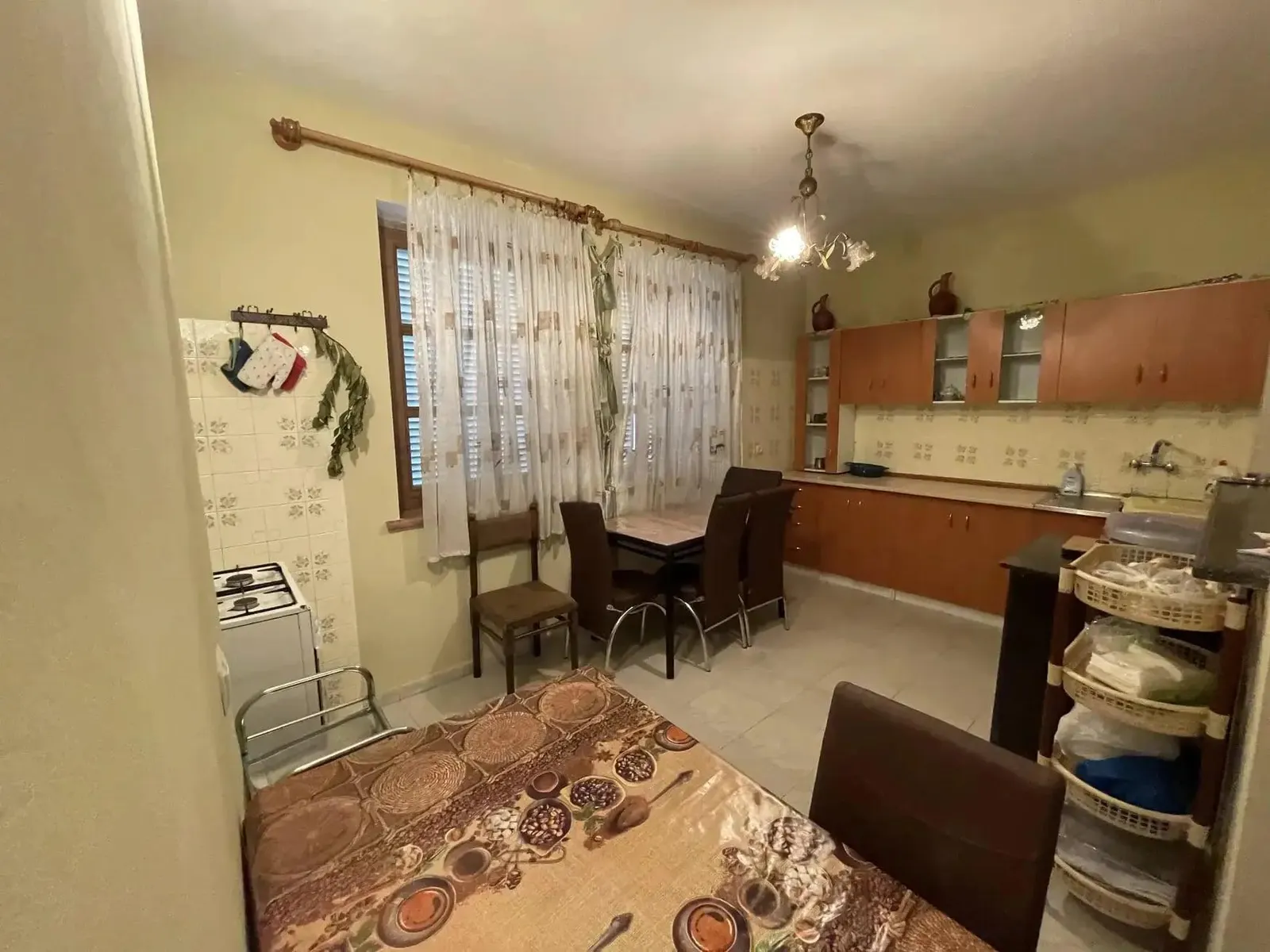 Дом, 8-комн., 350 м²