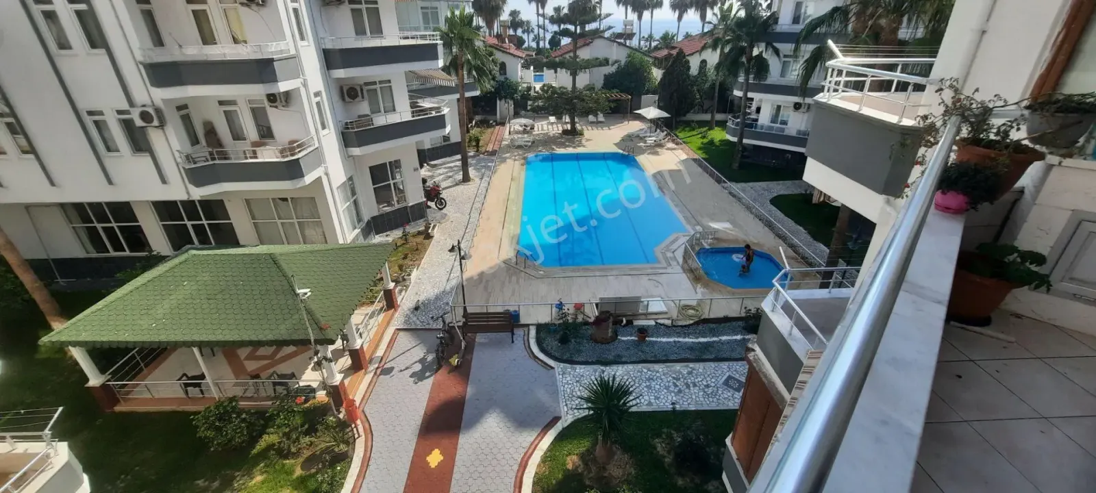 Apartment, 3-room, 107 m²