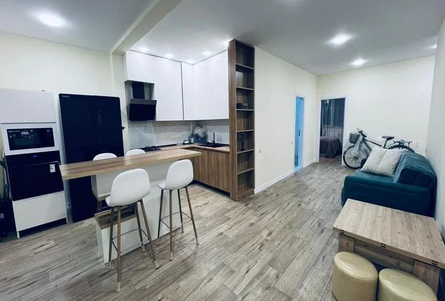 Apartment, 4-room, 136 m²