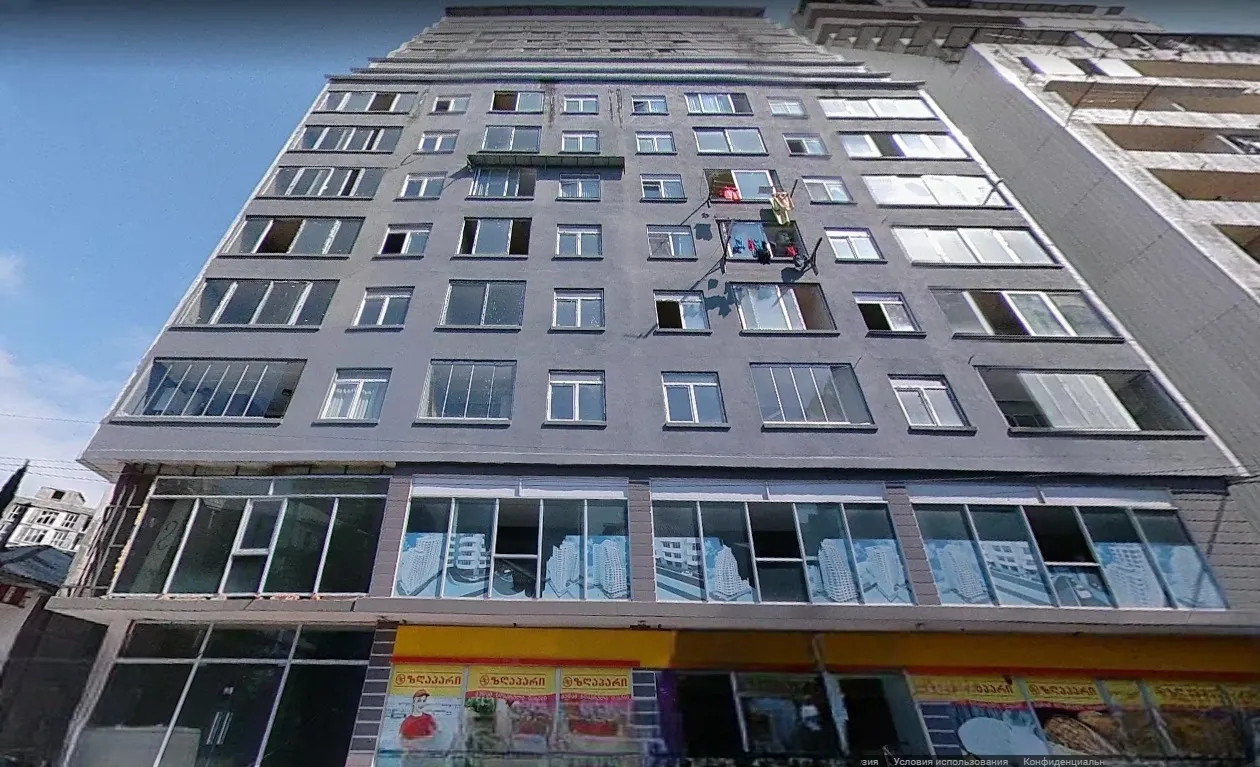 Angisa St, 13 residential complex
