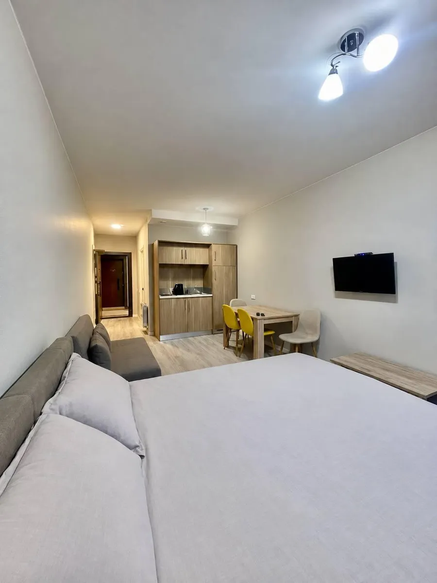 Квартира, 1-комн., 33.9 м², Komunna Tower