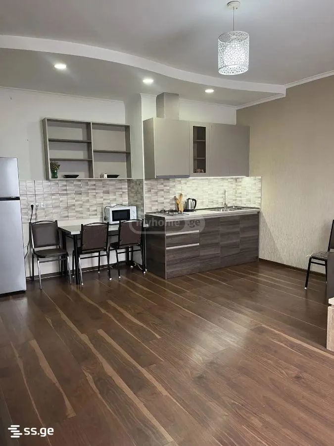 Apartment, 2-room, 58 m²