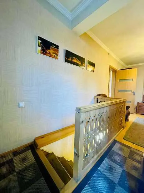 Квартира, 4-комн., 69 м²