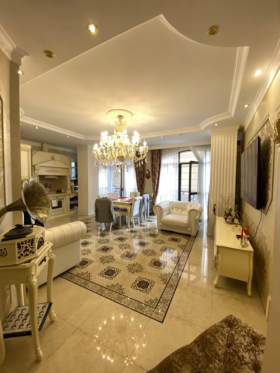 Квартира, 3-комн., 80 м²