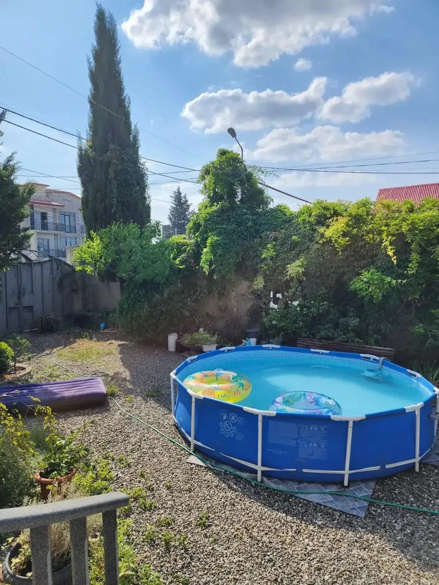 Дом, 7-комн., 240 м²