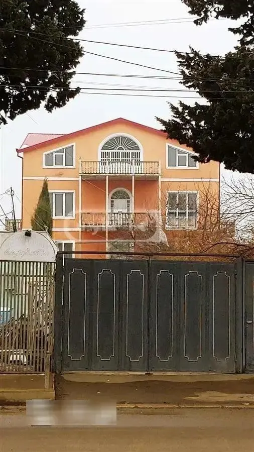 Дом, 6-комн., 1000 м²