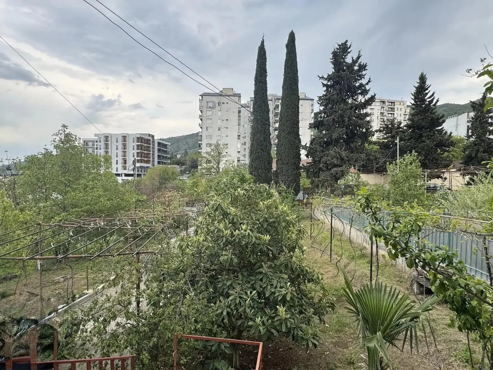 Дом, 7-комн., 895 м²