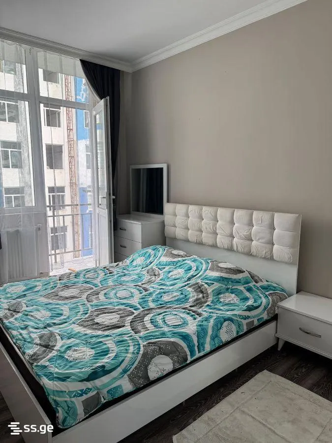 Квартира, 3-комн., 56 м²