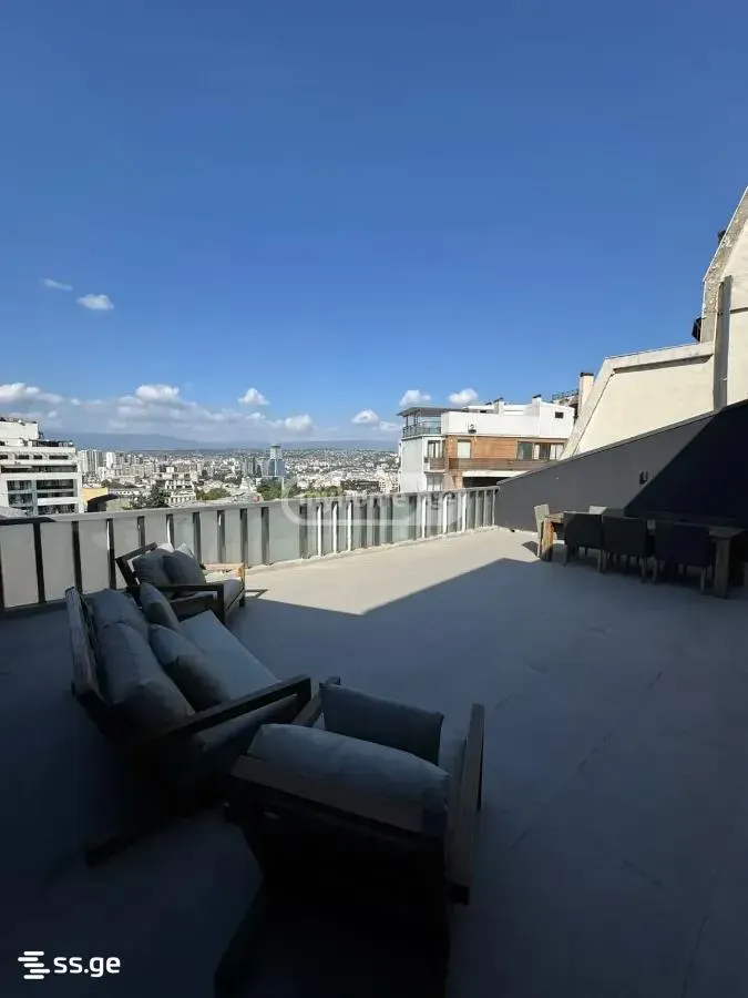 Apartment, 5-room, 205 m², Shrosha St, 2