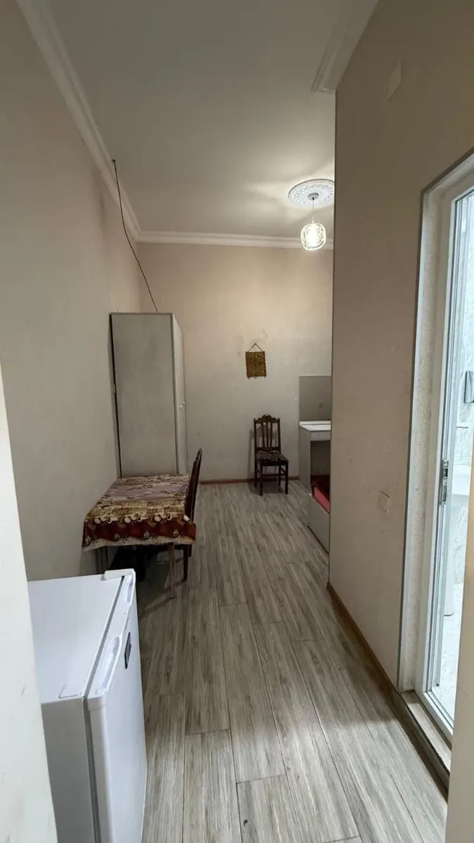 Квартира, 5-комн., 200 м²