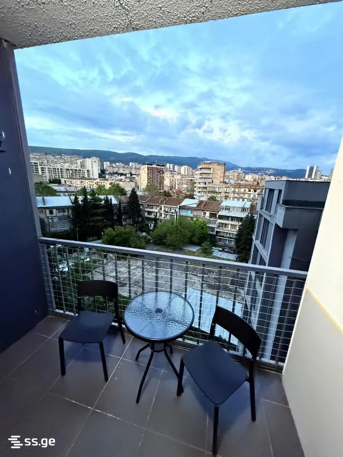 ბინა, 1-ოთახიანი, 40 მ², Pekini Plaza