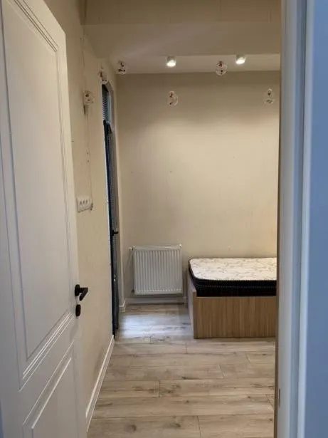 ბინა, 3-ოთახიანი, 60 მ², Asmati St, 8a