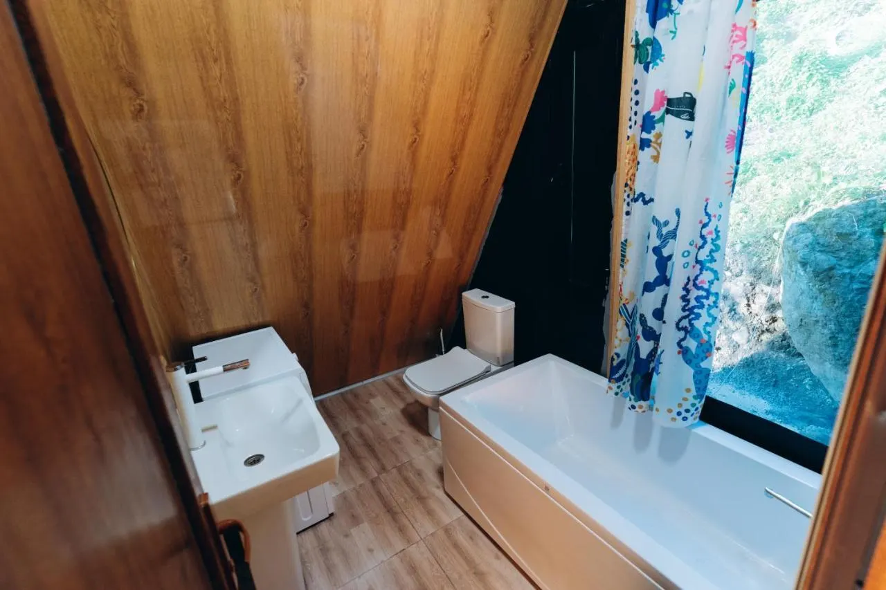 House, 4-room, 60 m²