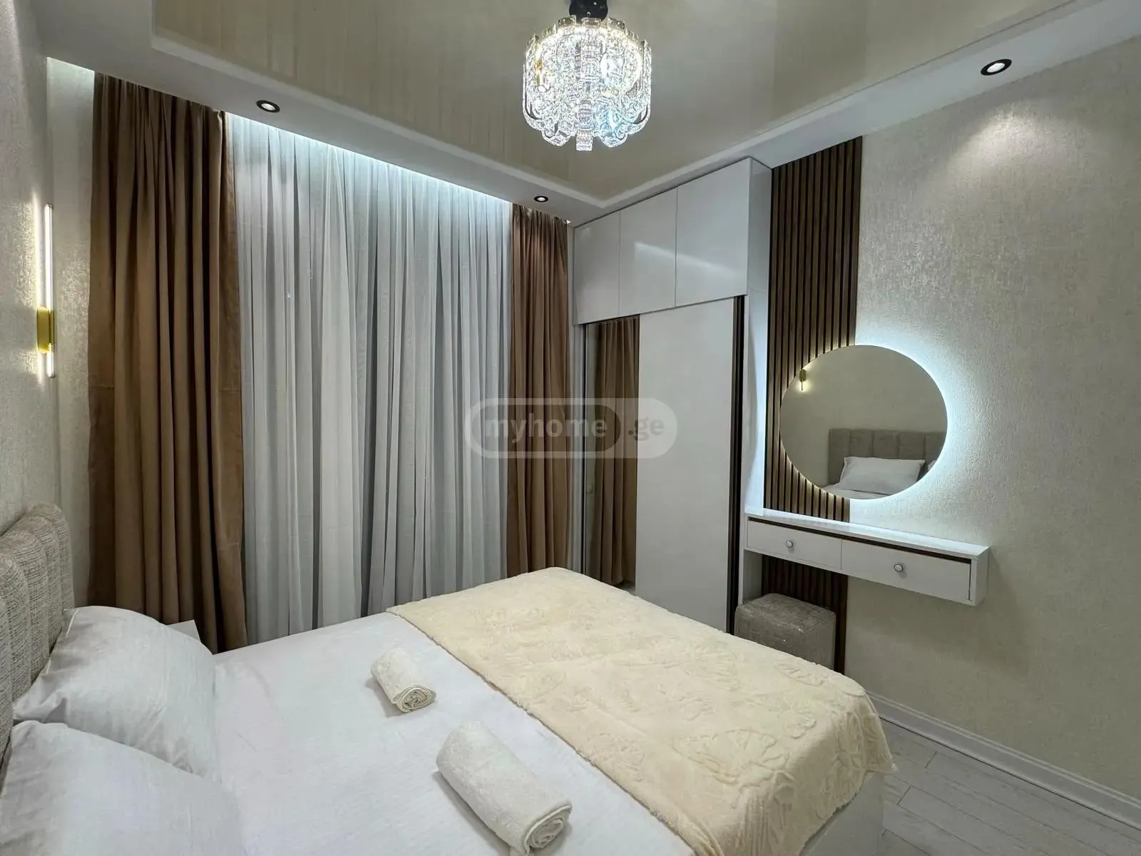 Квартира, 3-комн., 56 м²