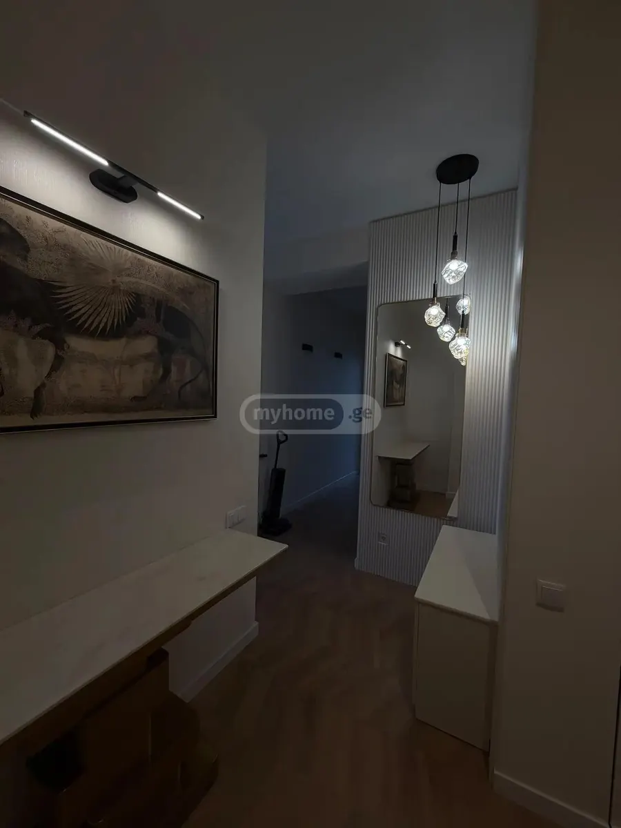 Квартира, 3-комн., 114 м²