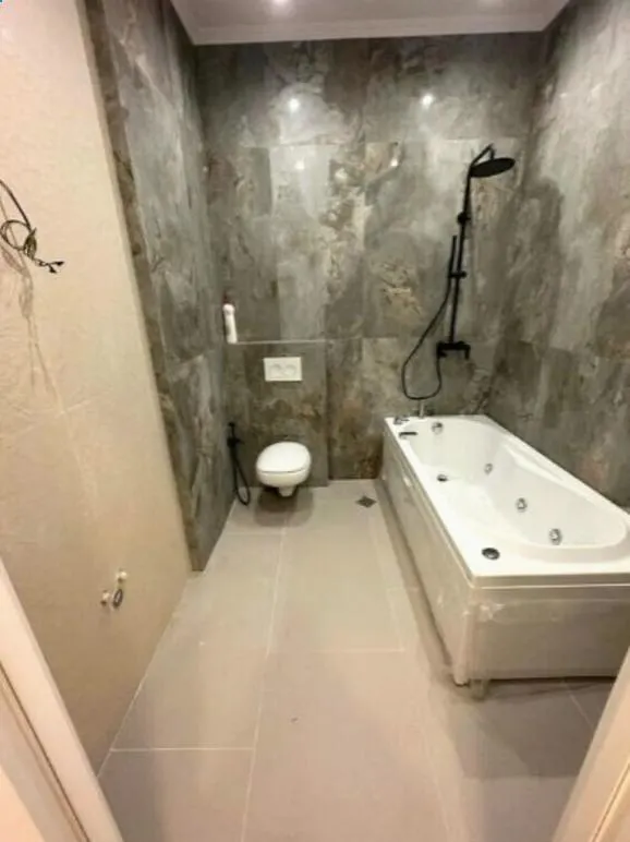 Квартира, 3-комн., 110 м²