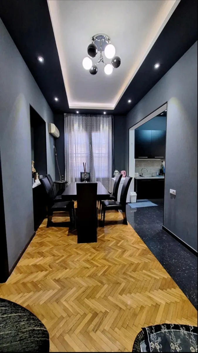 Дом, 4-комн., 200 м²
