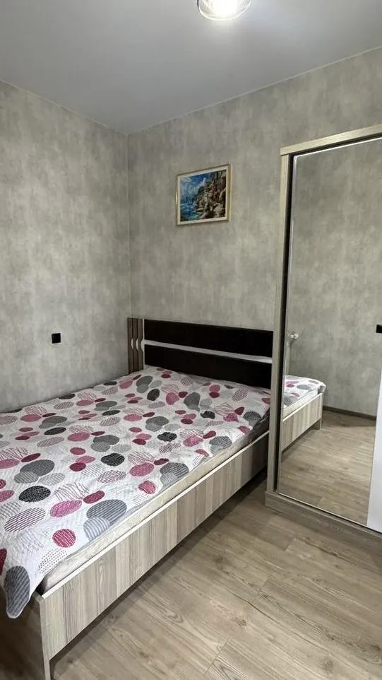 Квартира, 3-комн., 68 м²