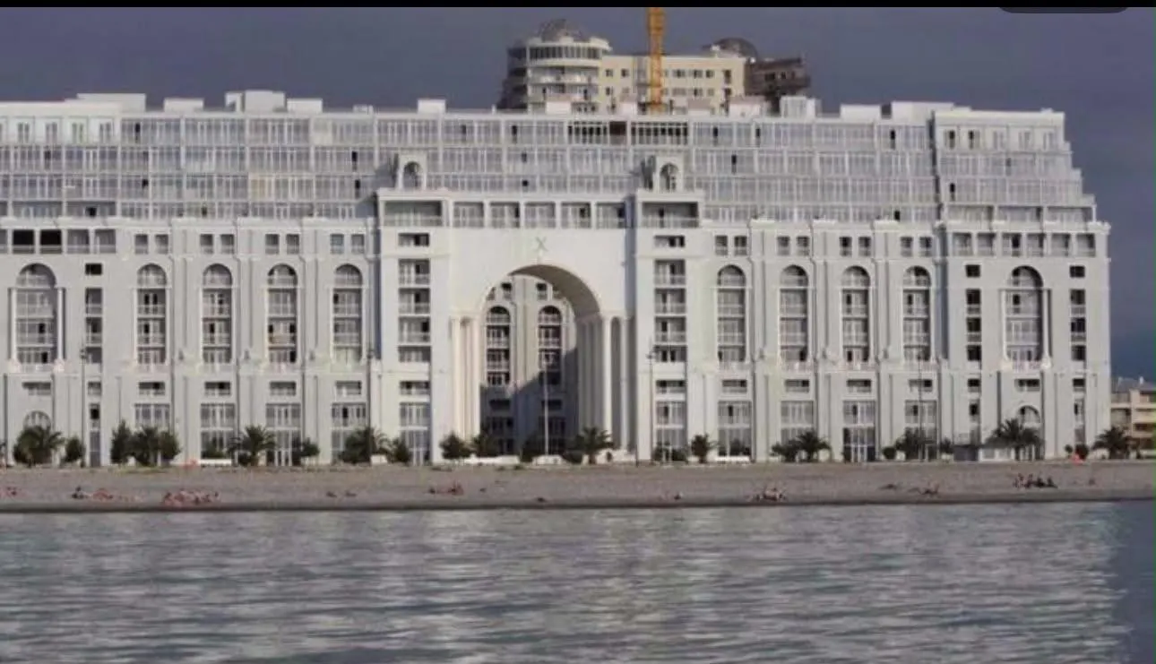 Квартира, 3-комн., 58 м²