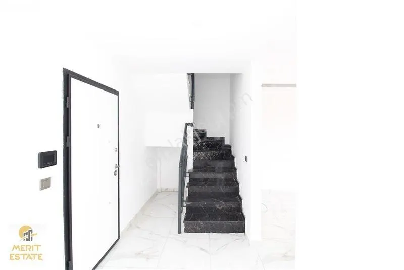 Apartment, 3-room, 100 m²