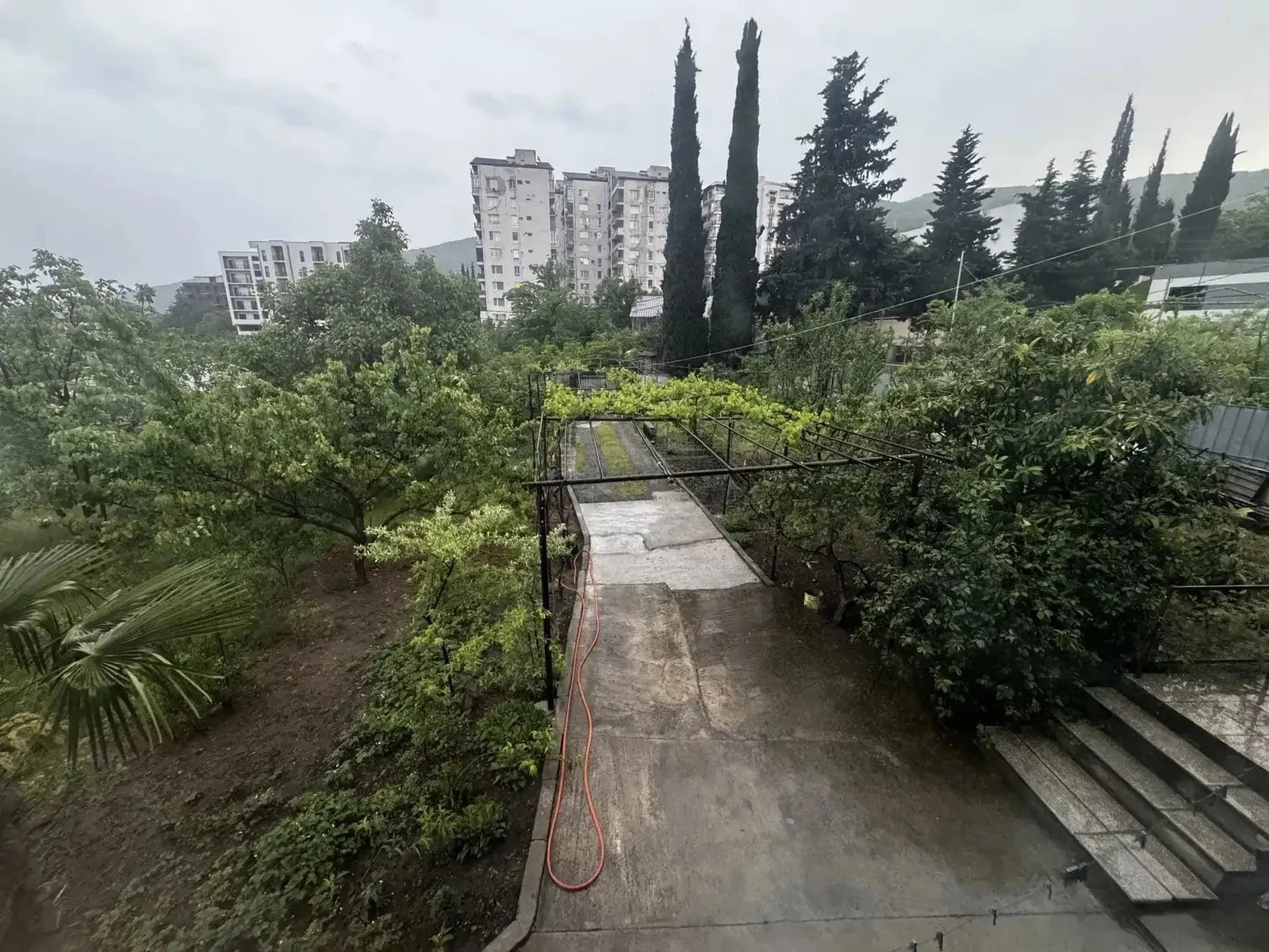 Дом, 7-комн., 895 м²