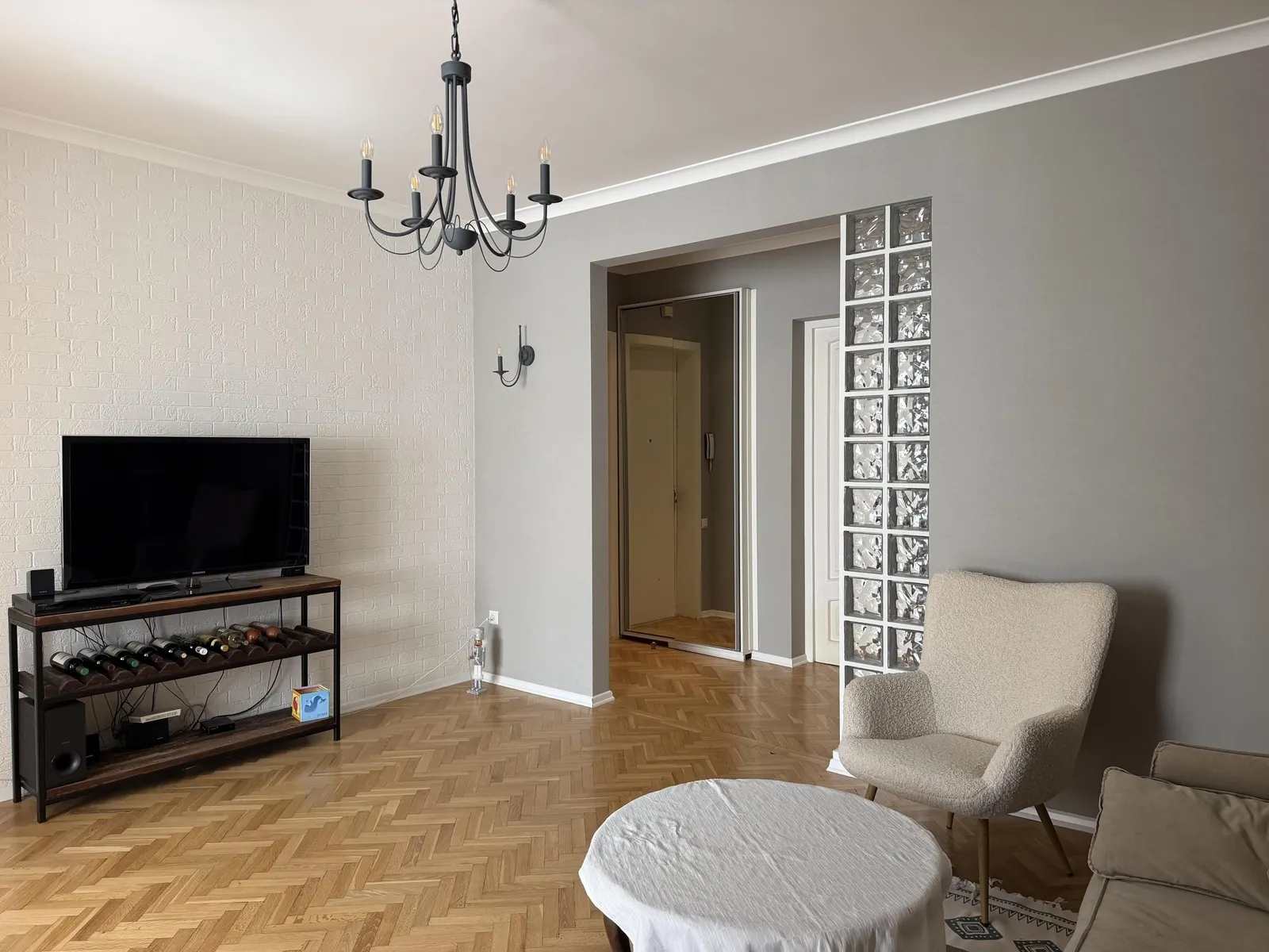 Квартира, 3-комн., 120 м²