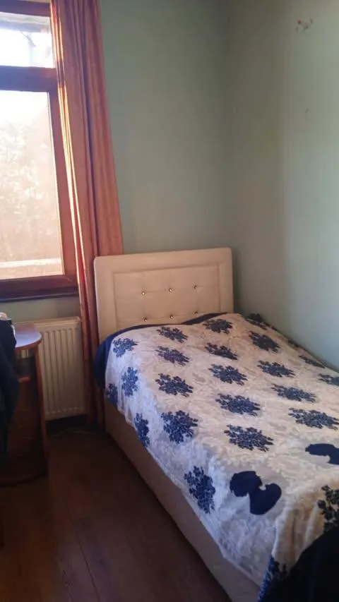 Дом, 10-комн., 200 м²