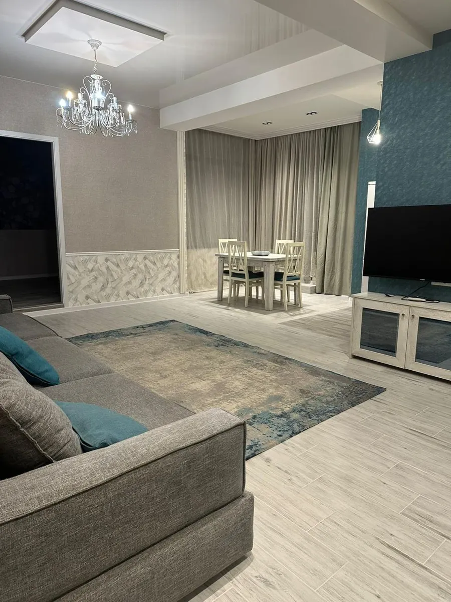 Apartment, 4-room, 140 m², Dona Palace Ortachala