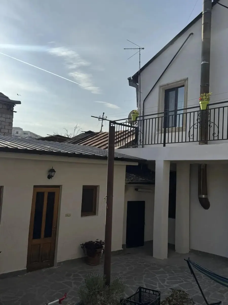 Дом, 8-комн., 338.74 м²