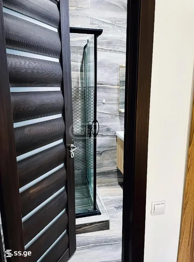 Дом, 5-комн., 750 м²