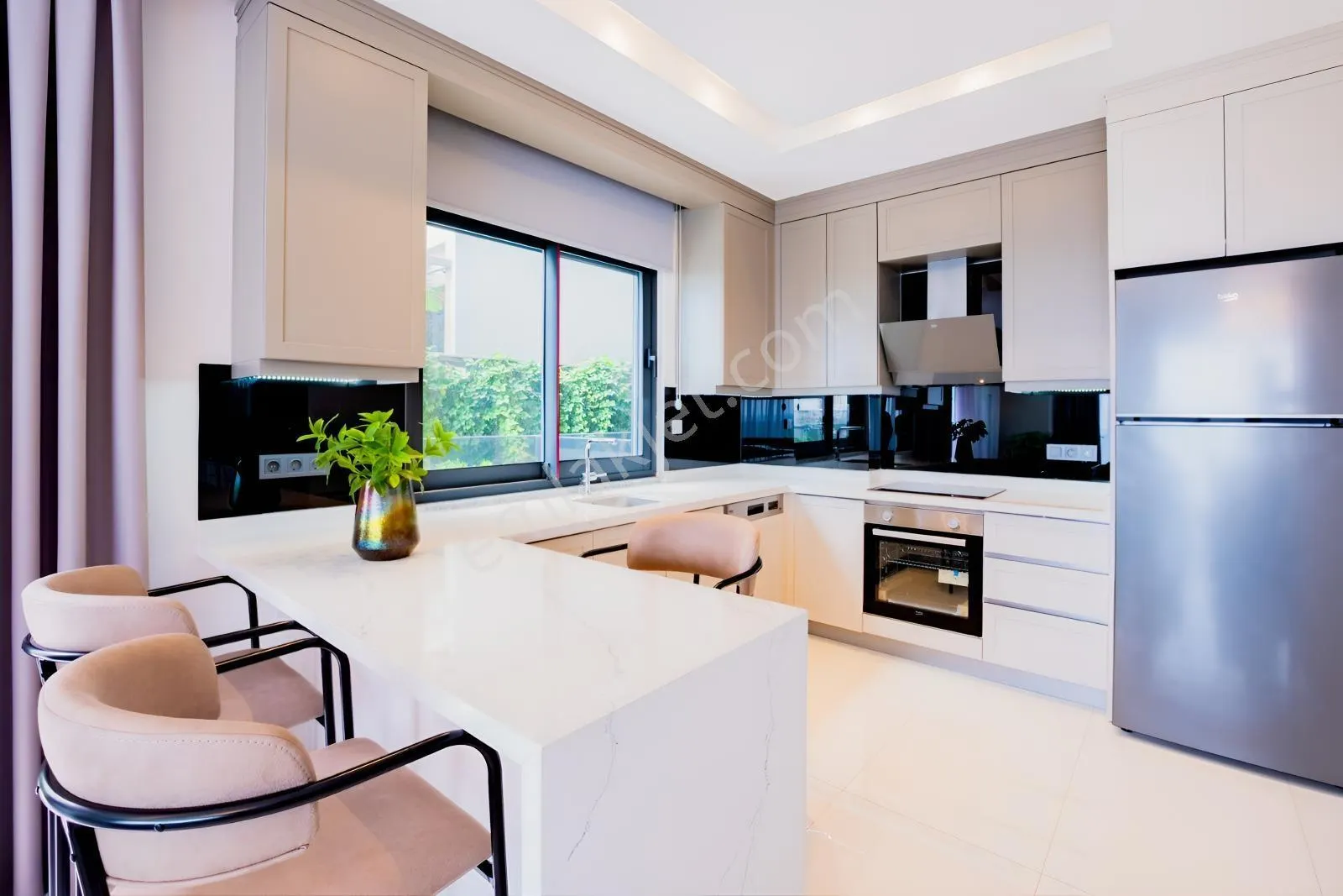 Apartment, 3-room, 125 m²