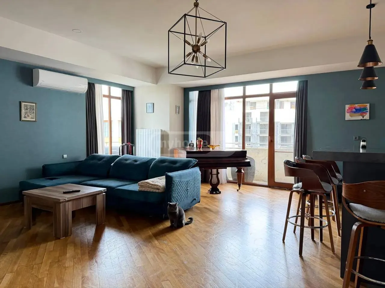 Квартира, 4-комн., 158 м²