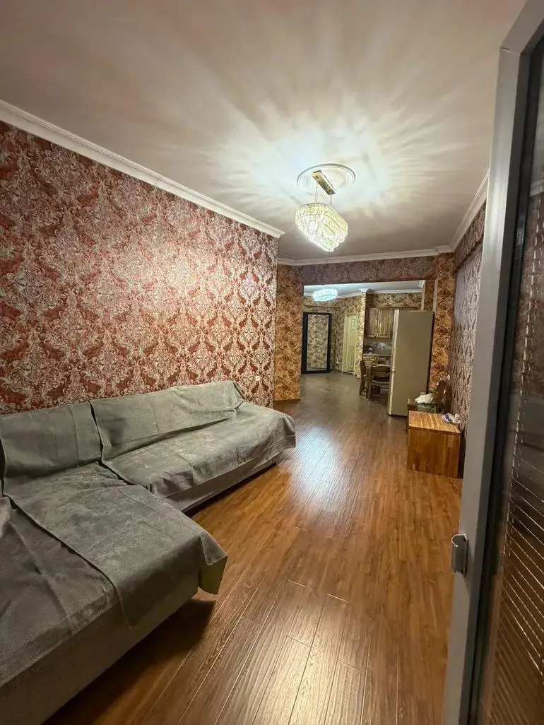 Квартира, 2-комн., 75 м²