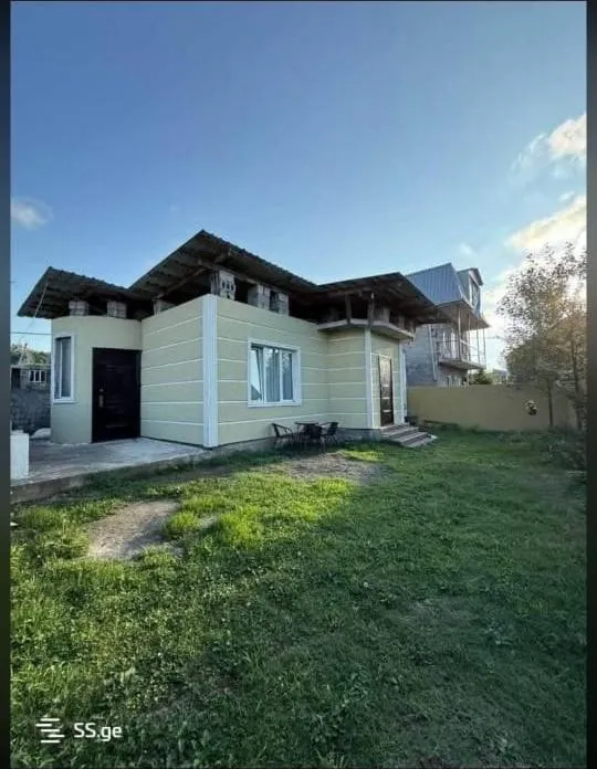 House, 4-room, 80 m²