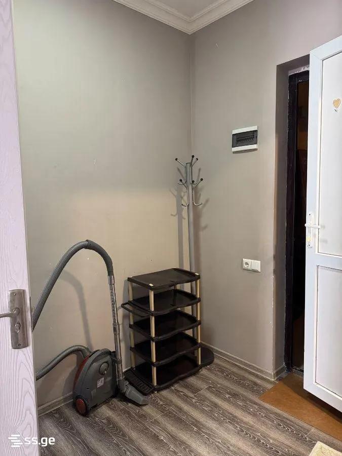 Квартира, 3-комн., 56 м²
