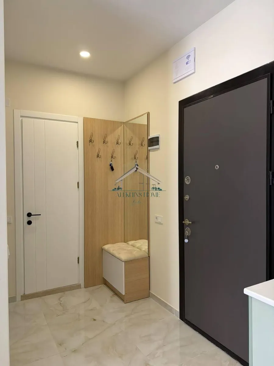 Квартира, 2-комн., 50 м², Royal Residence